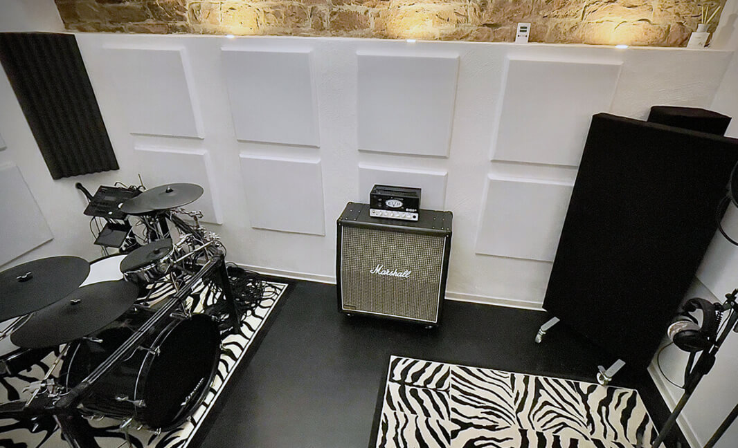 recording-1 Recording